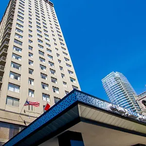 *** Hotel Century Plaza Canada